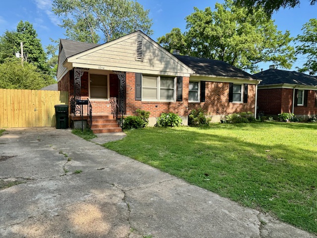 1654 Ivy Road